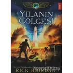 Yılanın Gölgesi - Kane Günceleri 3 - Rick Riordan - Doğan Egmont Yayıncılık