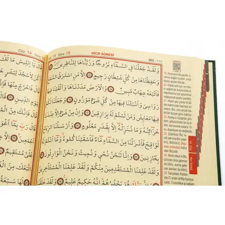 Rahleboy Arapça Bilgisayar Hatlı ve Diyanet Mühürlü Yüce Mealli Yeşil Renk Haktan Yayınları